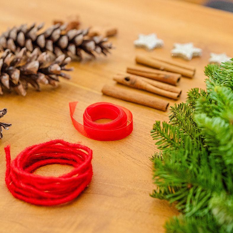 Adventskranz Rot (30 cm) -  Kreativ-Set 4